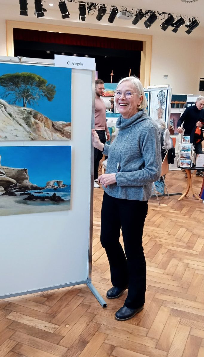 Die Künstlerin Christiane Alegria präsentiert ihre Bilder beim Börner Künstlertreff.